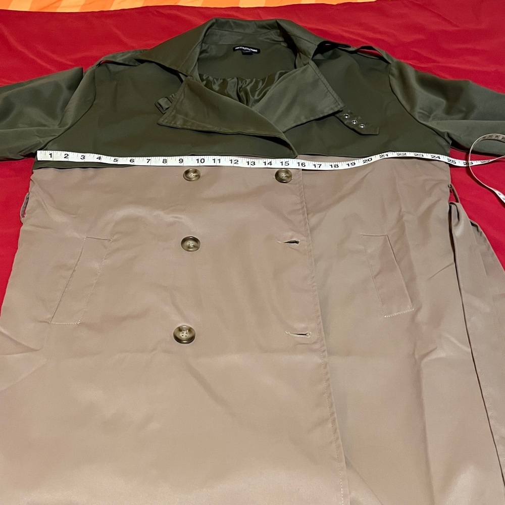 PrettyLittleThing Olive and Beige Oversized Trench Coat - Picture 7 of 7